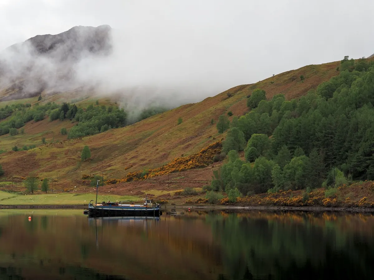 Best Time of Year to Visit the Scottish Highlands and Lochs